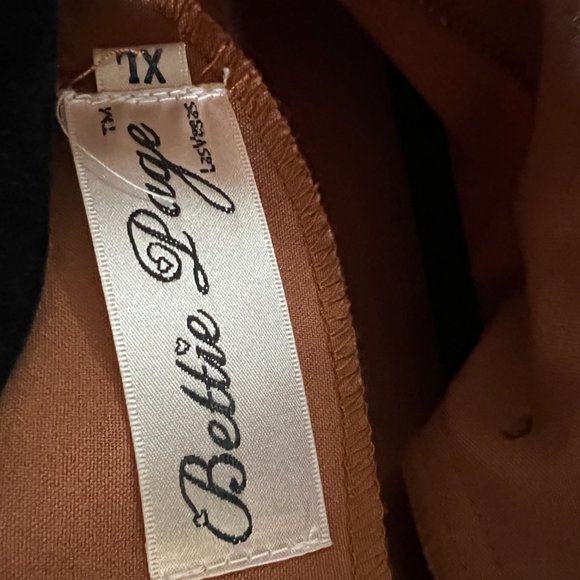 Bettie Page Dress - Picture 2 of 3